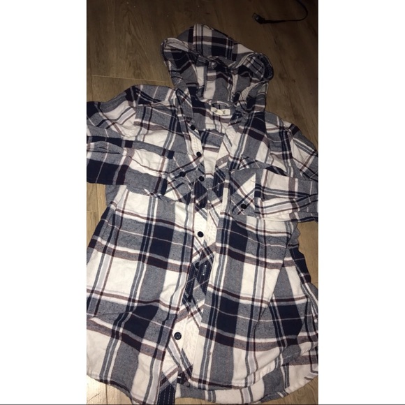 Flannel cover up - Picture 3 of 3